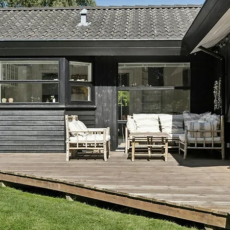Classic Nordic Style At The Nyaraló *